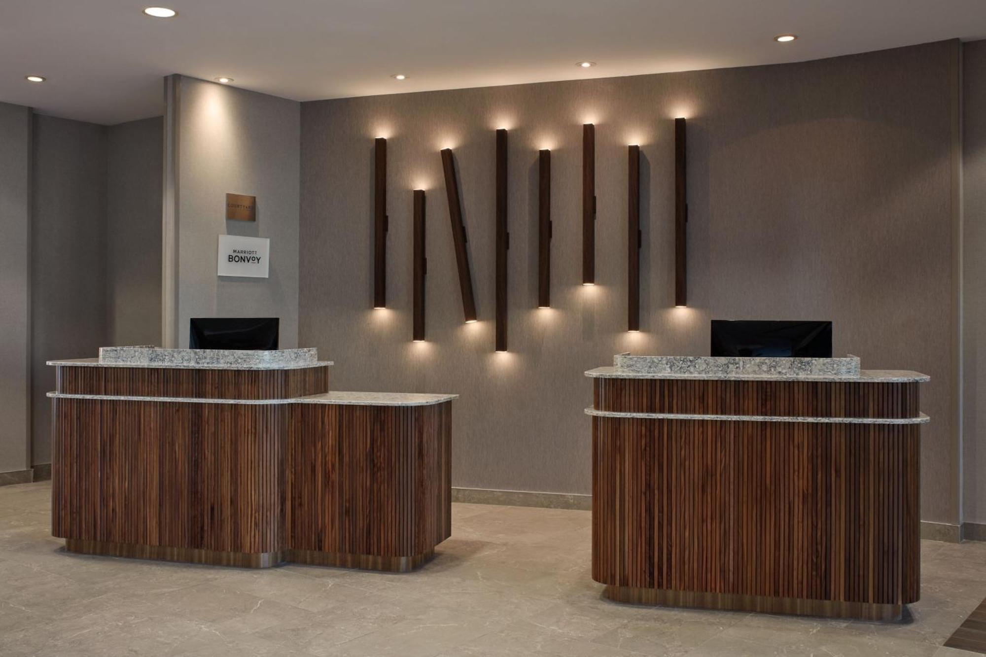 Courtyard By Marriott Mississauga-Airport Corporate Centre West Hotell Eksteriør bilde