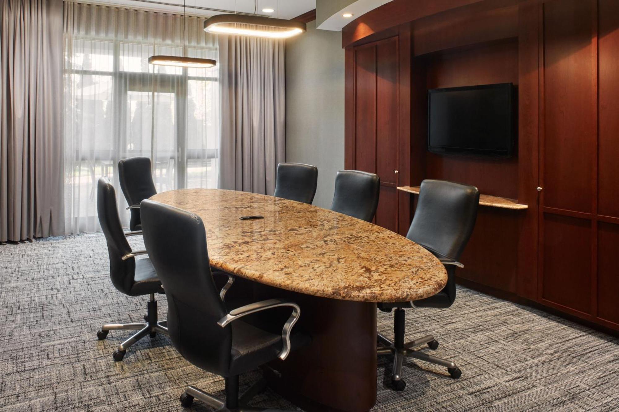 Courtyard By Marriott Mississauga-Airport Corporate Centre West Hotell Eksteriør bilde