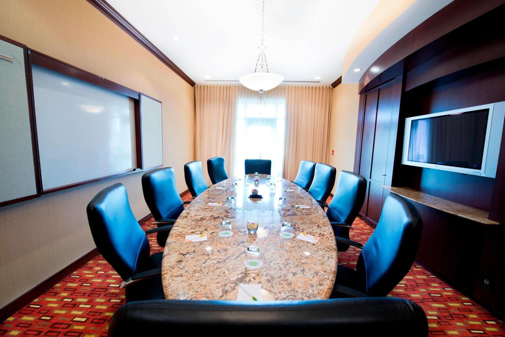 Courtyard By Marriott Mississauga-Airport Corporate Centre West Hotell Eksteriør bilde