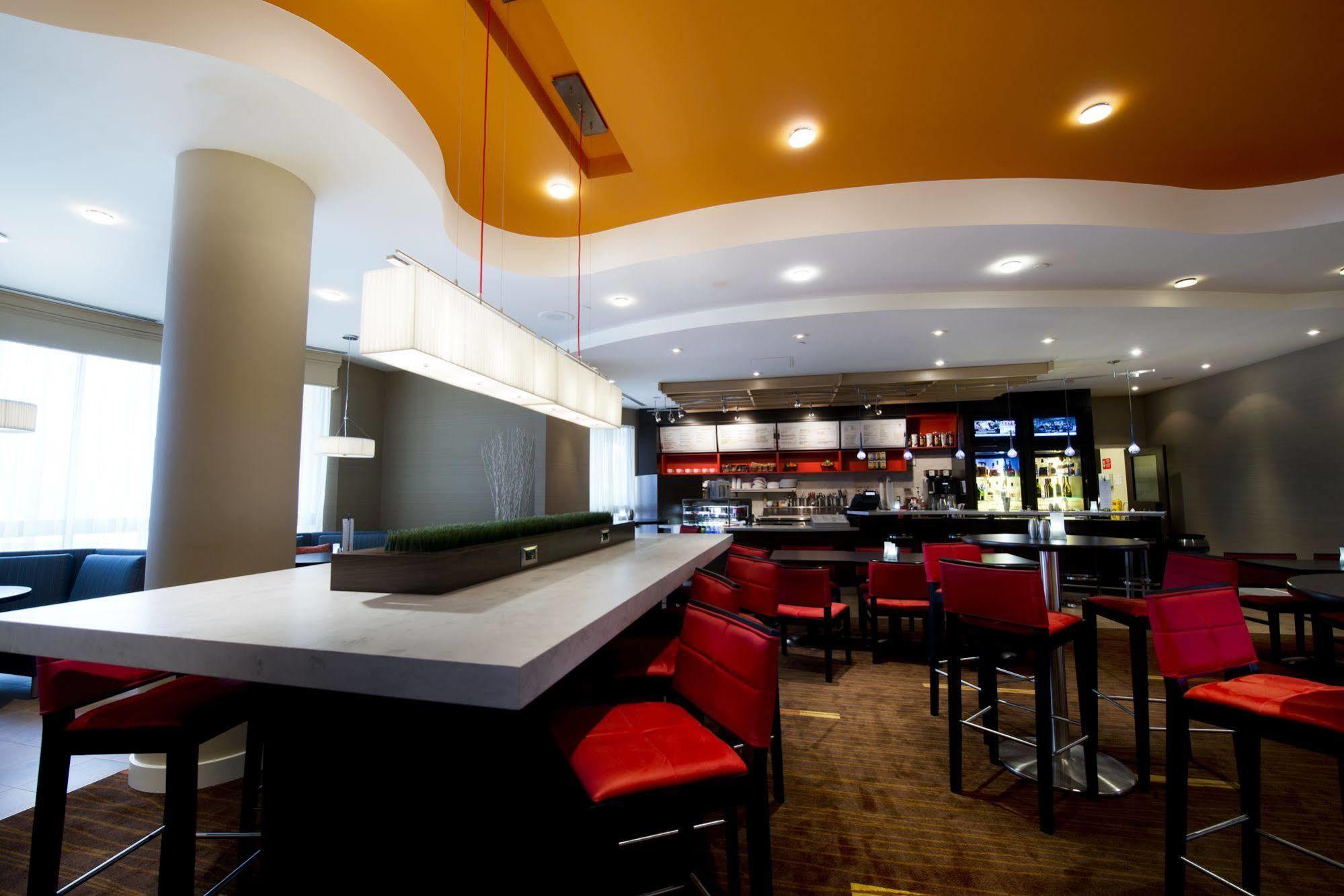 Courtyard By Marriott Mississauga-Airport Corporate Centre West Hotell Eksteriør bilde